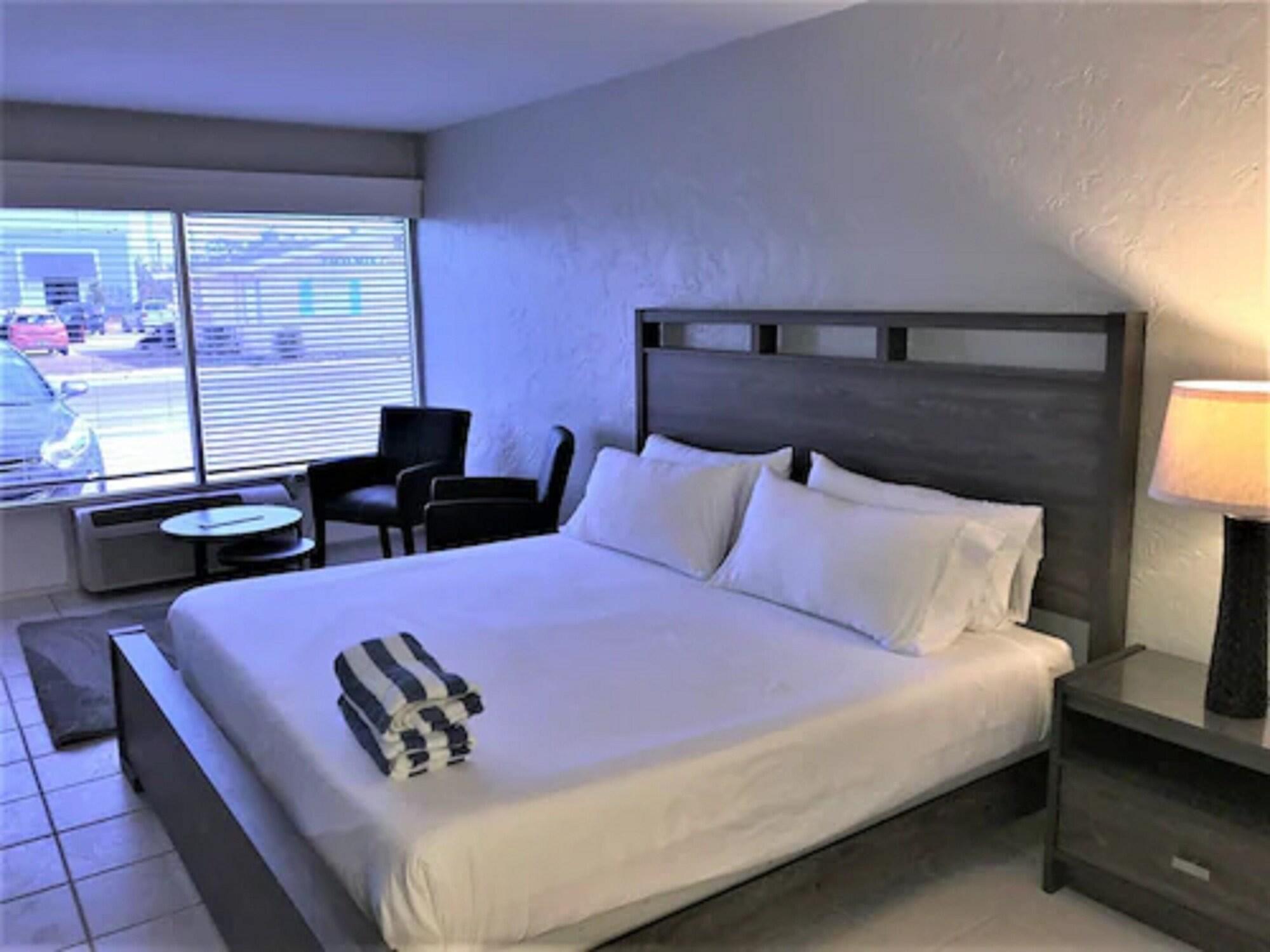 Flamingo Motel & Villas Bonita Springs North Naples Екстер'єр фото