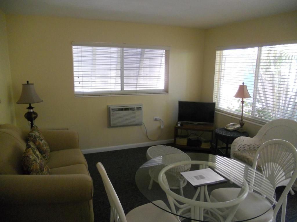 Flamingo Motel & Villas Bonita Springs North Naples Екстер'єр фото