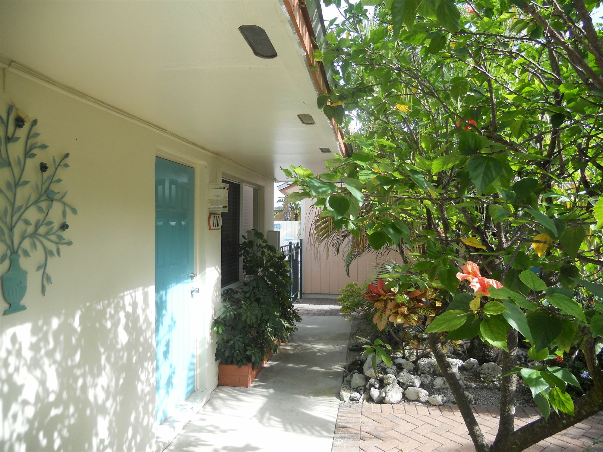 Flamingo Motel & Villas Bonita Springs North Naples Екстер'єр фото